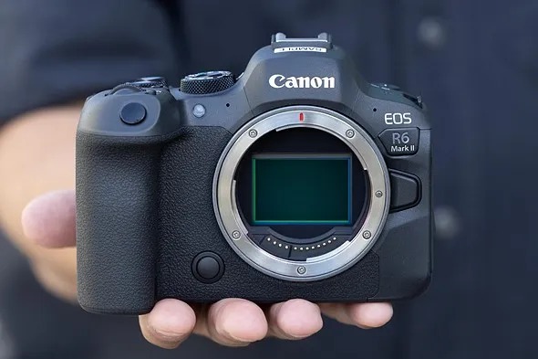 معرفی دوربین جدید کانن Canon EOS R6 II